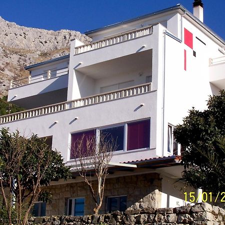 Apartments Perdijic Nemira Omis Luaran gambar