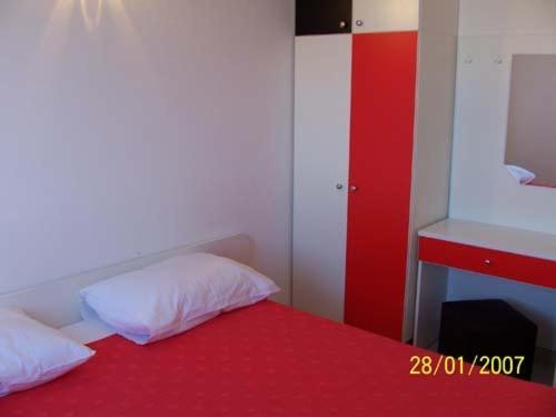Apartments Perdijic Nemira Omis Luaran gambar