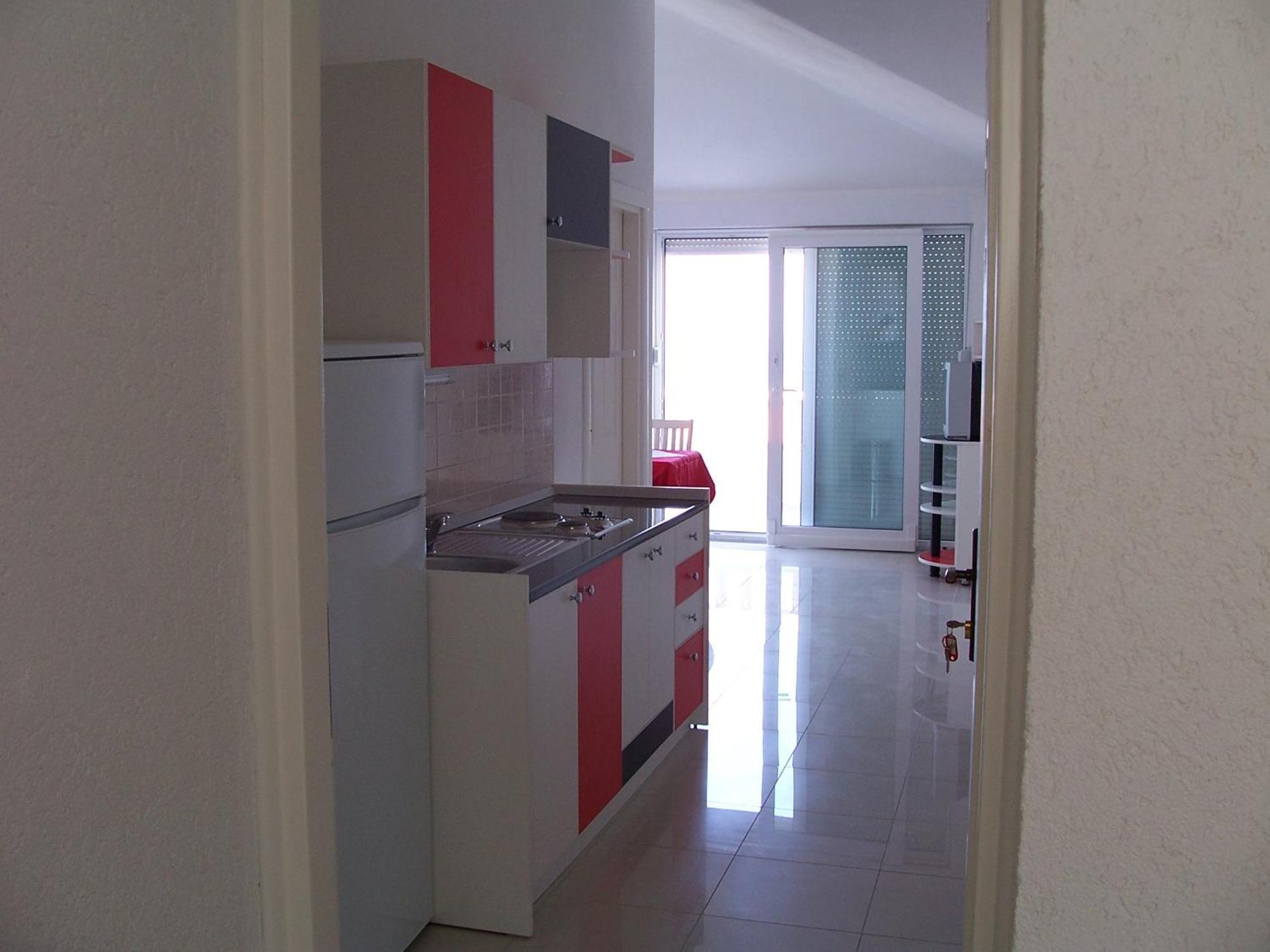 Apartments Perdijic Nemira Omis Luaran gambar