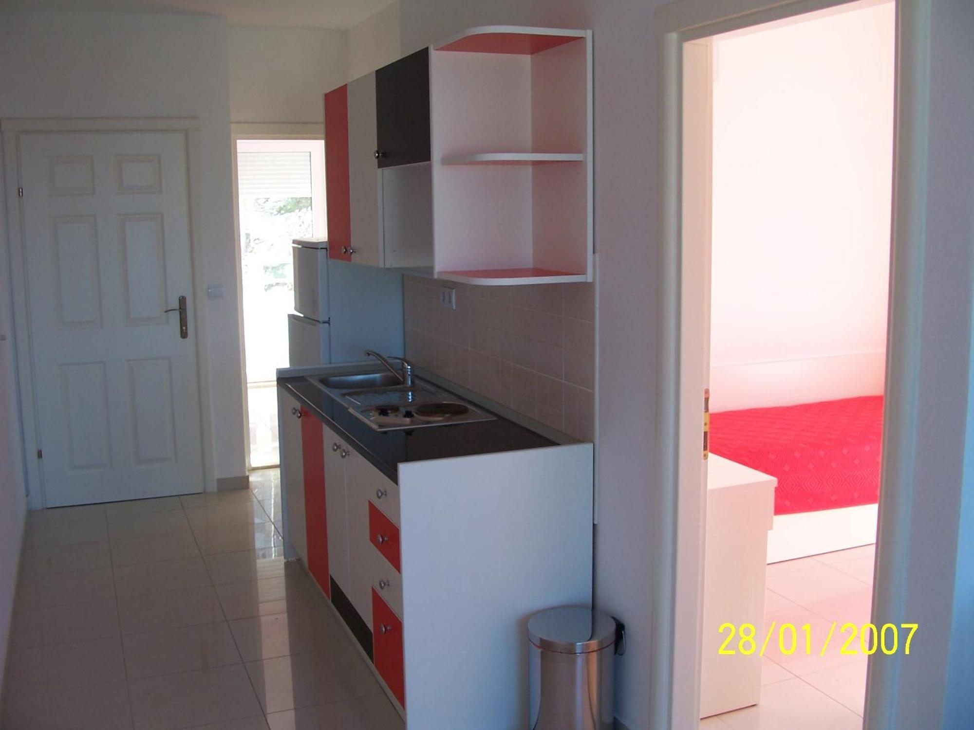 Apartments Perdijic Nemira Omis Luaran gambar